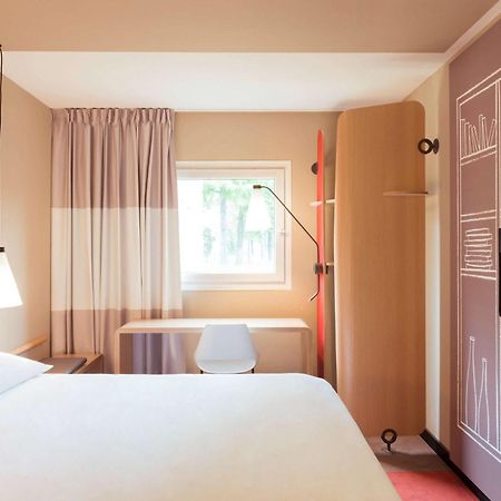 Ibis Geneve Aeroport Hotel Le Grand Saconnex Exterior photo
