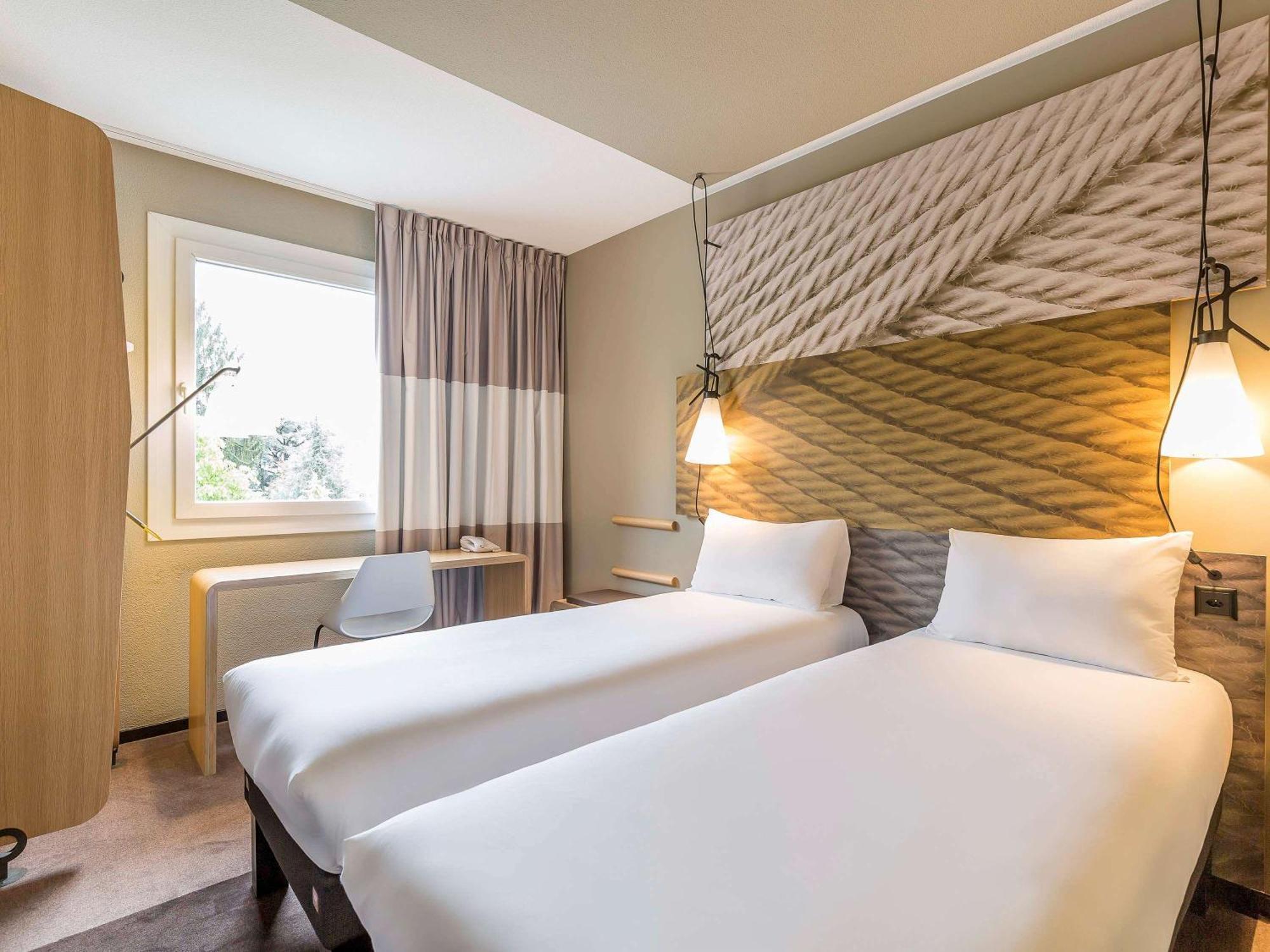 Ibis Geneve Aeroport Hotel Le Grand Saconnex Exterior photo
