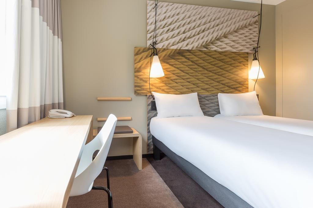Ibis Geneve Aeroport Hotel Le Grand Saconnex Exterior photo